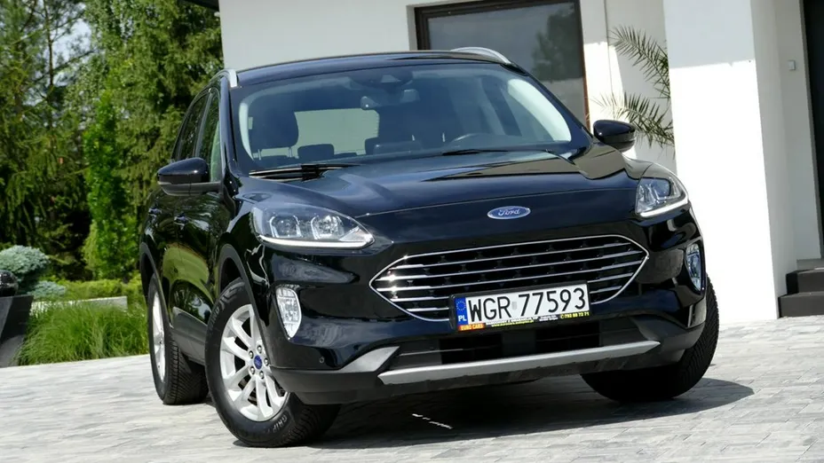 FORD Kuga -