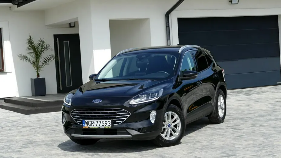 FORD Kuga -