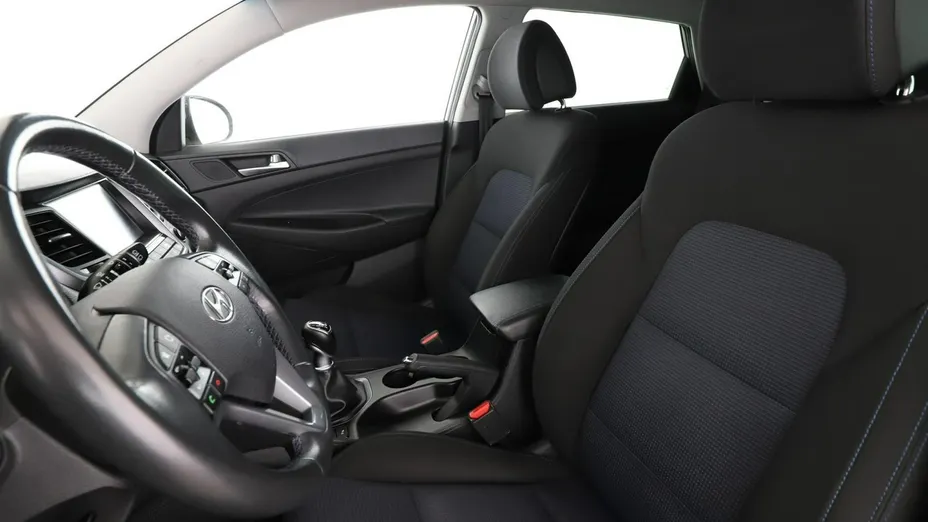 HYUNDAI Tucson -