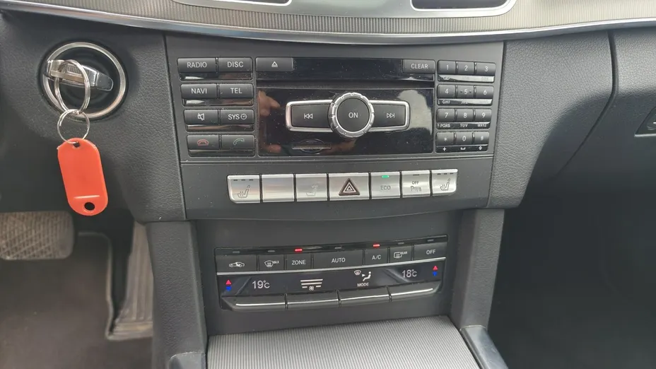 MERCEDES-BENZ E Klasa -