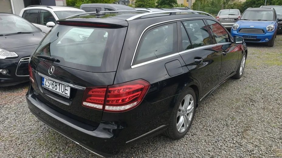 MERCEDES-BENZ E Klasa -