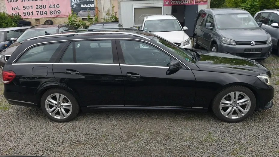 MERCEDES-BENZ E Klasa -