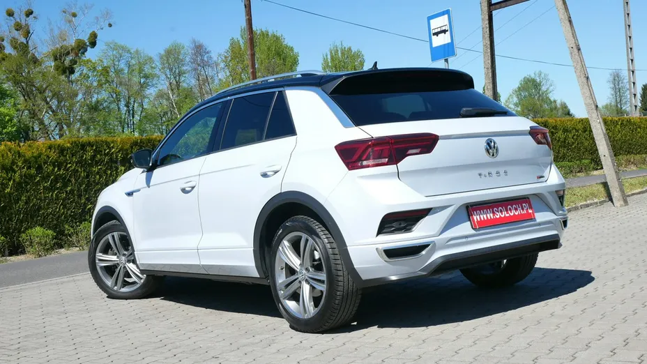 VOLKSWAGEN T-ROC -