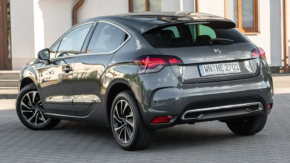 CITROEN DS4 -