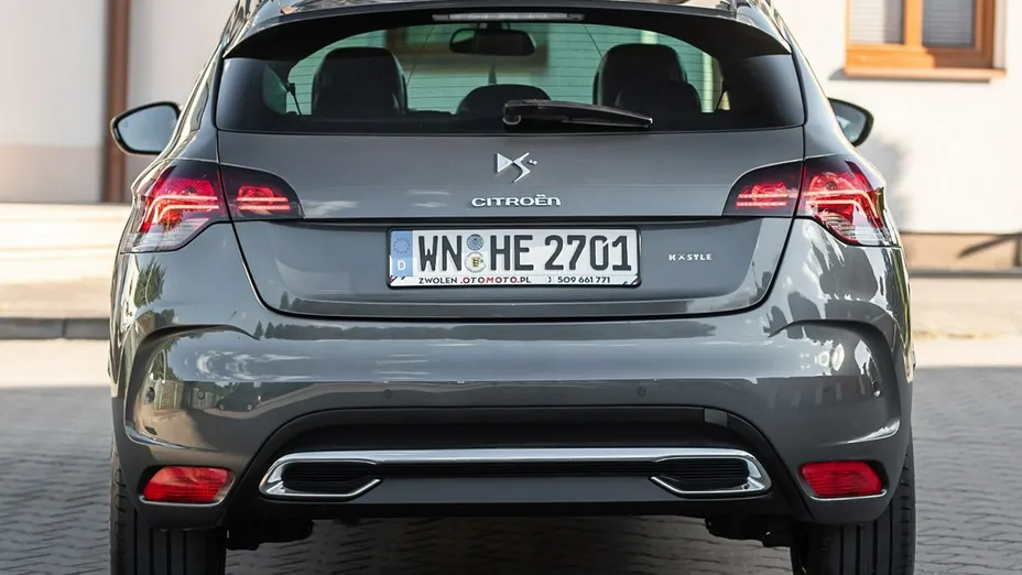 CITROEN DS4 -