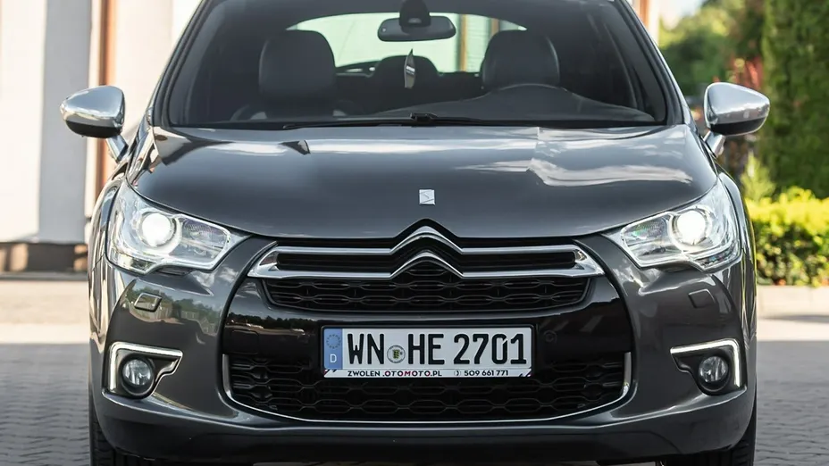 CITROEN DS4 -