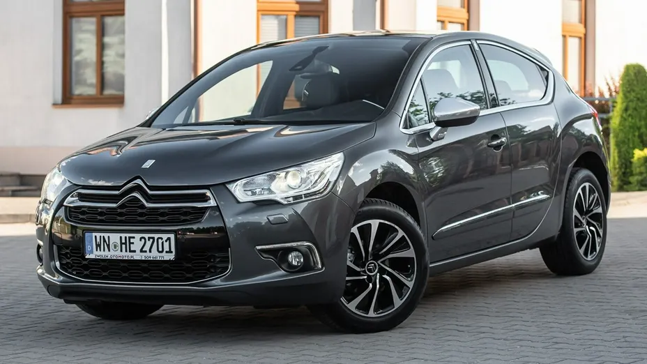 CITROEN DS4 -