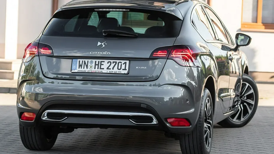 CITROEN DS4 -