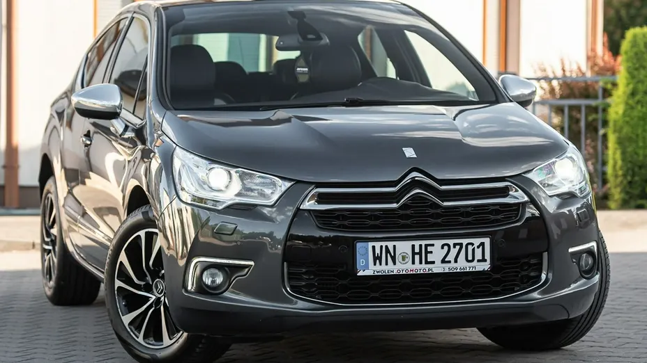 CITROEN DS4 -