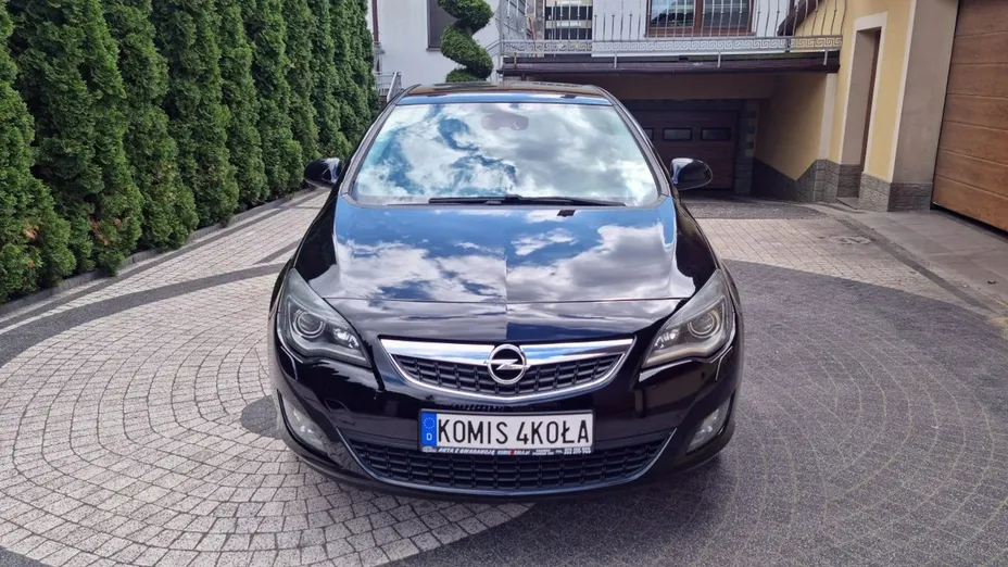 OPEL Astra -
