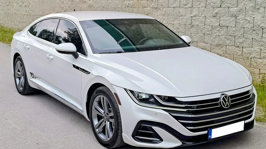 VOLKSWAGEN Arteon -