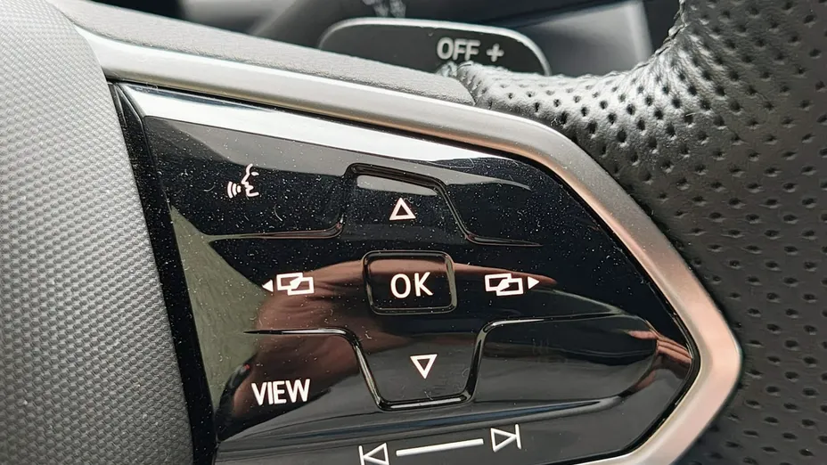 VOLKSWAGEN Arteon -