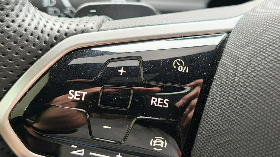 VOLKSWAGEN Arteon -