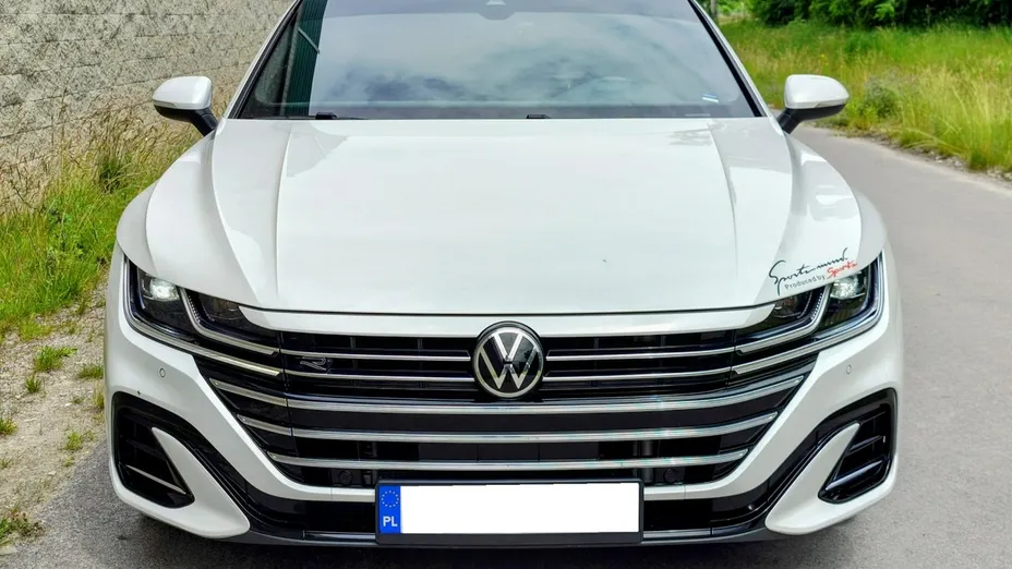 VOLKSWAGEN Arteon -