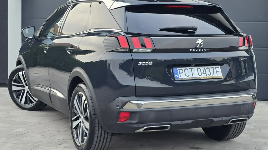 PEUGEOT 3008 -