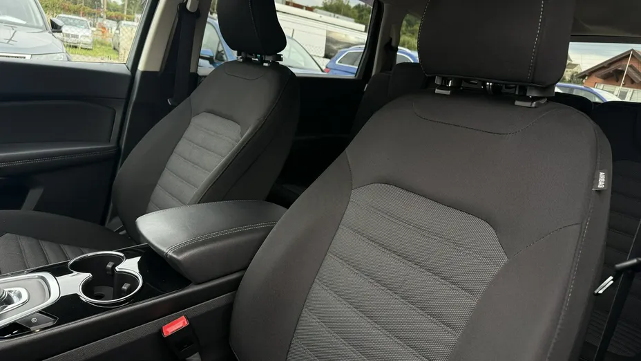 FORD S-MAX -