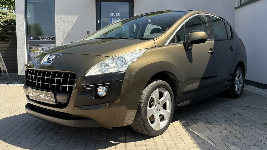 PEUGEOT 3008 -