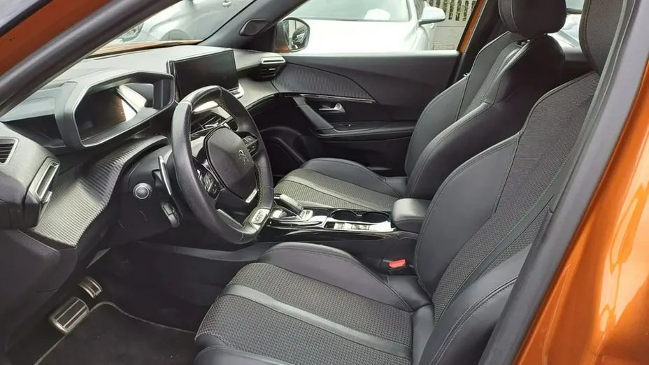 PEUGEOT 2008 -