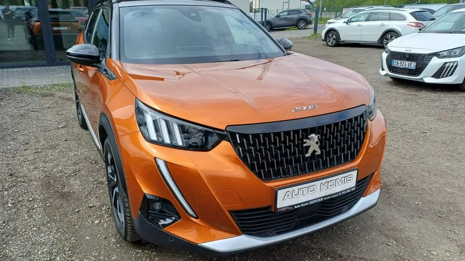PEUGEOT 2008 -