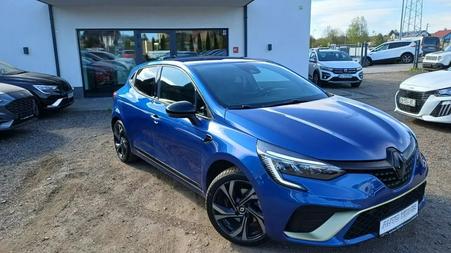 RENAULT Clio -