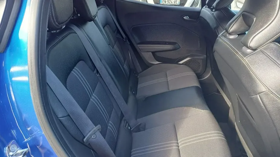 RENAULT Clio -
