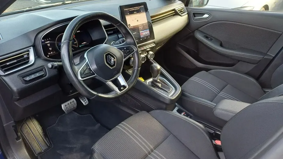 RENAULT Clio -
