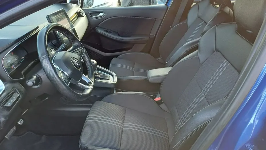 RENAULT Clio -