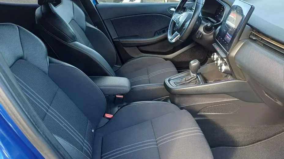 RENAULT Clio -