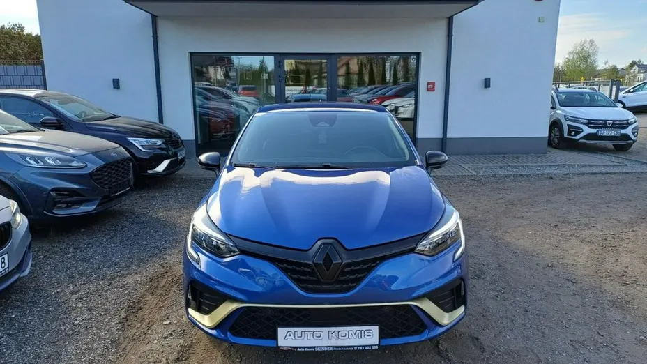 RENAULT Clio -