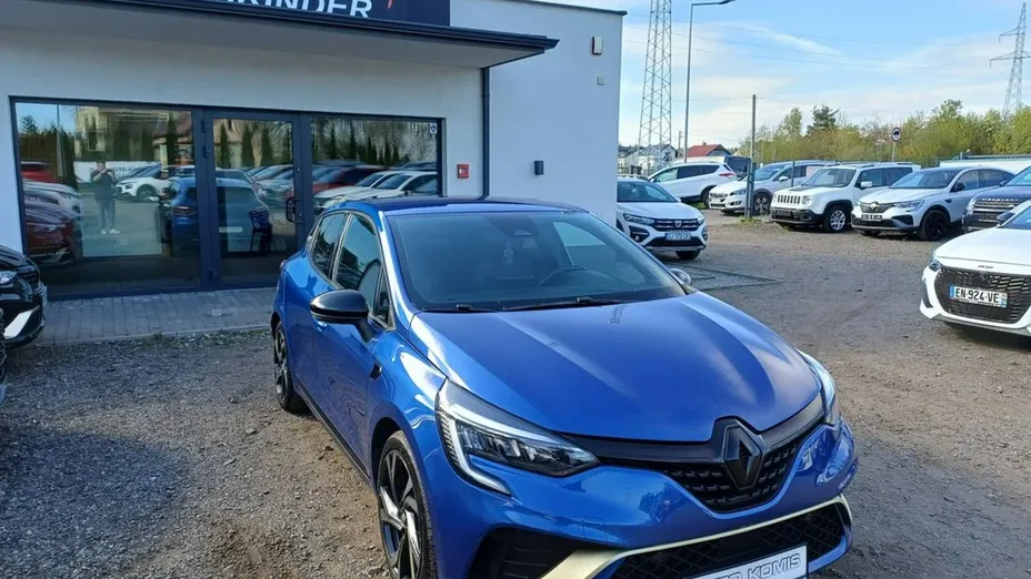 RENAULT Clio -