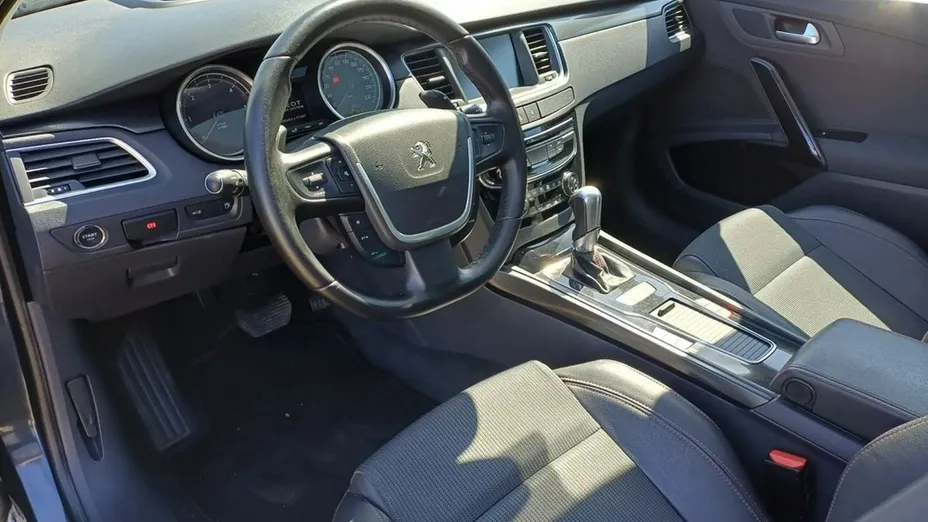 PEUGEOT 508 -