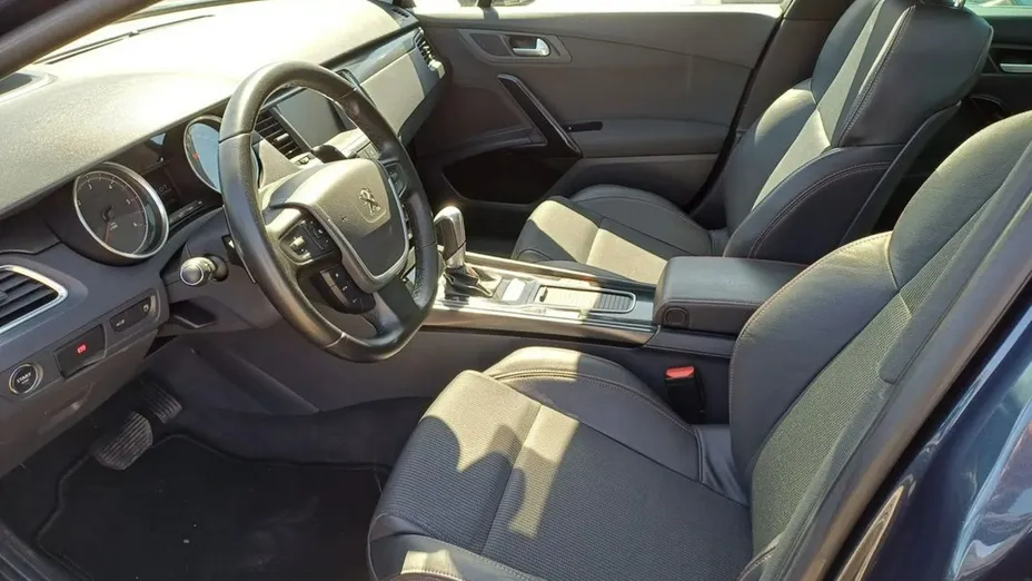 PEUGEOT 508 -