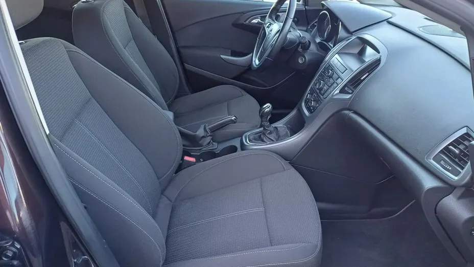 OPEL Astra -