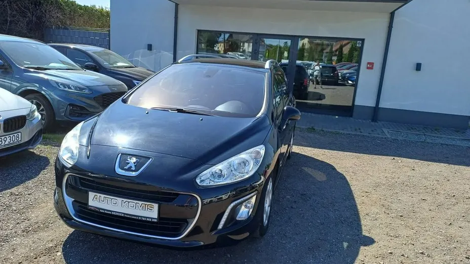 PEUGEOT 308 -