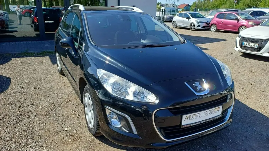 PEUGEOT 308 -