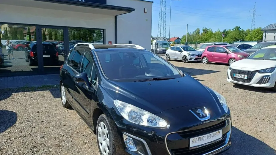 PEUGEOT 308 -