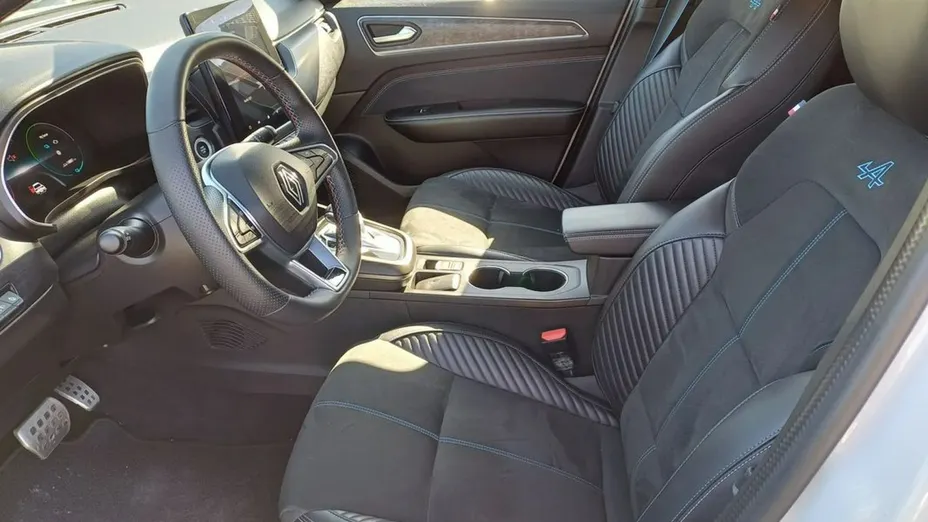 RENAULT Arkana -