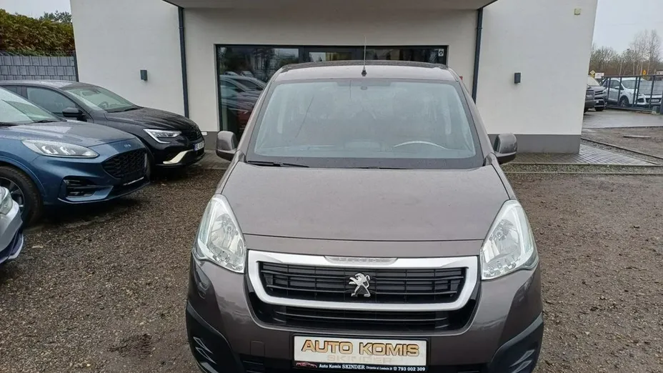 PEUGEOT Partner -
