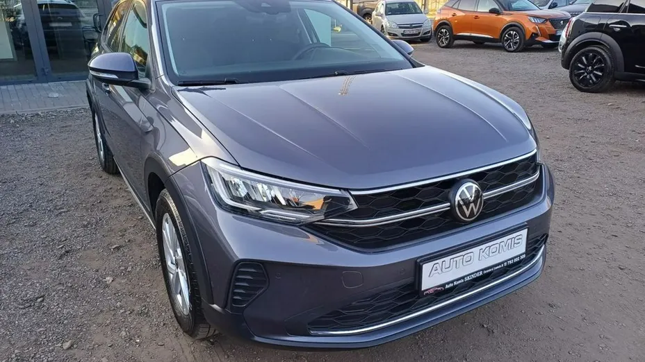 VOLKSWAGEN Taigo -