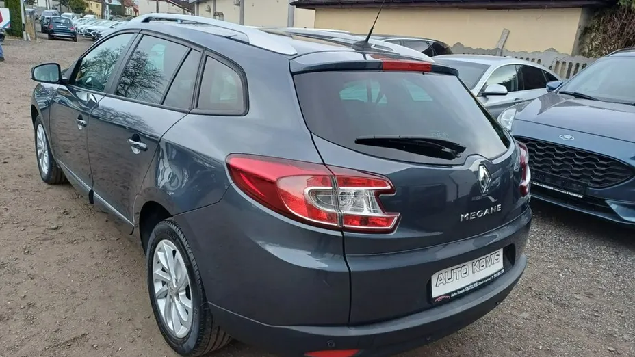 RENAULT Megane -