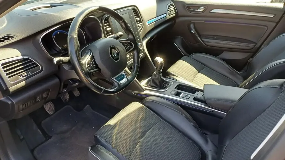RENAULT Megane -