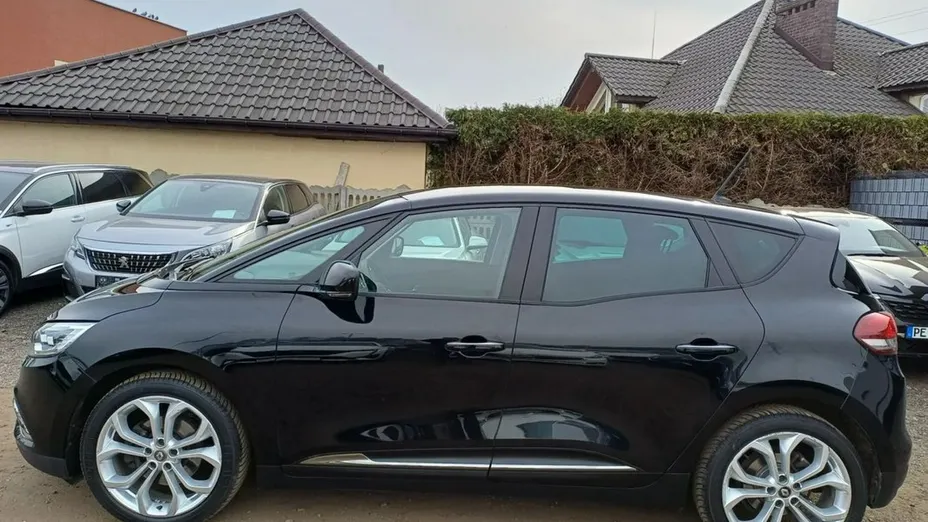 RENAULT Scenic -