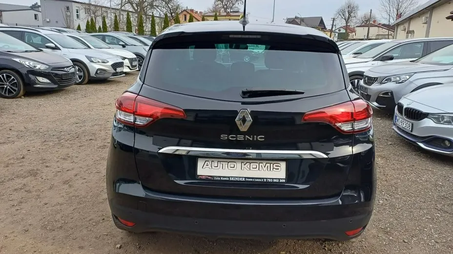RENAULT Scenic -