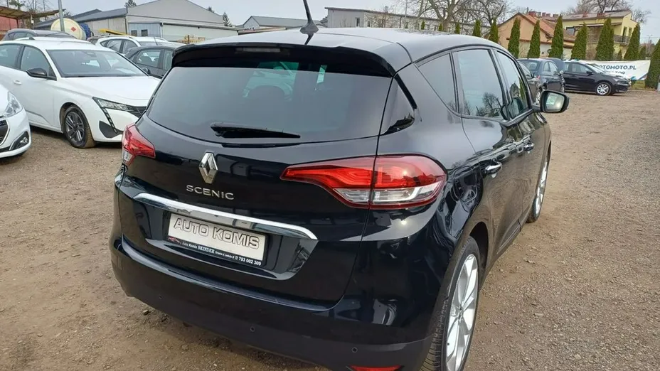 RENAULT Scenic -