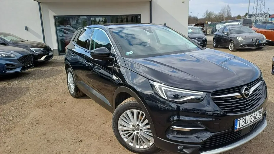 OPEL Grandland X -