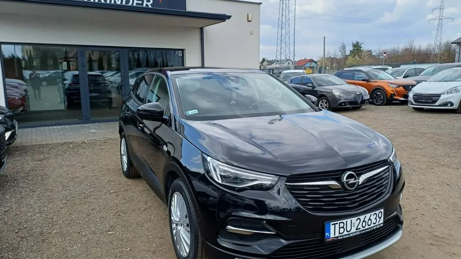 OPEL Grandland X -