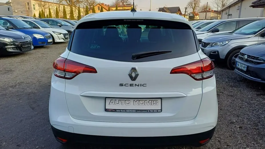 RENAULT Scenic -