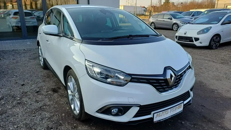 RENAULT Scenic -