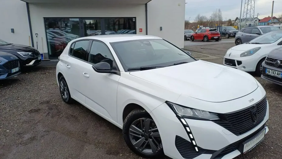 PEUGEOT 308 -