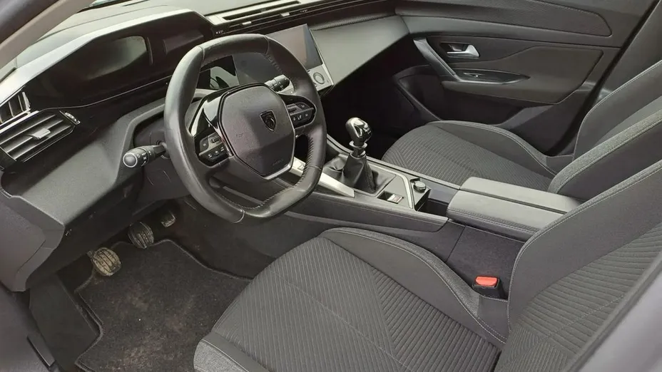 PEUGEOT 308 -